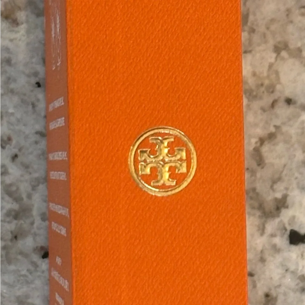 Tory Burch Gold-Tone Link Apple Watch Bracelet Band - Picture 2 of 3